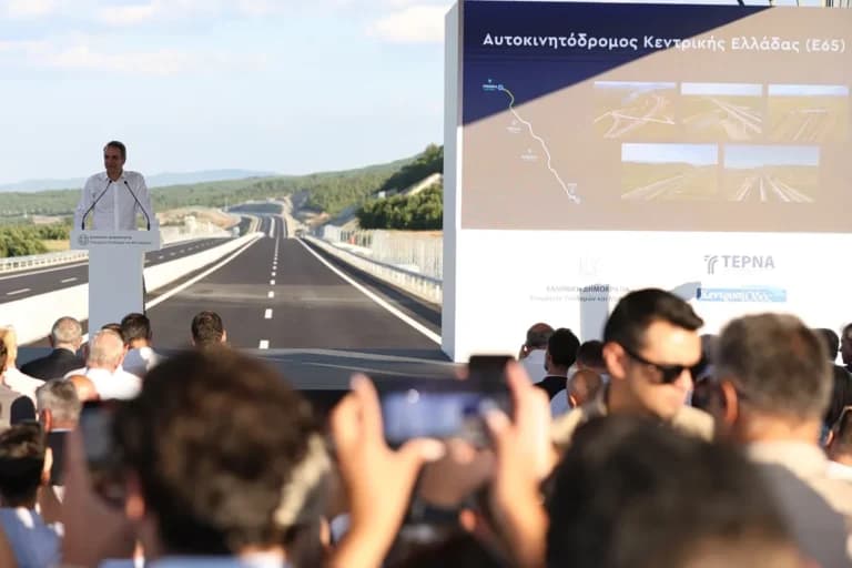 Ο Μητσοτάκης παρέδωσε τον αυτοκινητόδρομο Ε65 στην κυκλοφορία