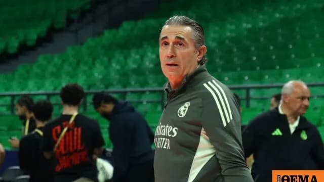 Ο Σκαριόλο: «Ο Ολυμπιακός άξιζε τρεις τίτλους EuroLeague»