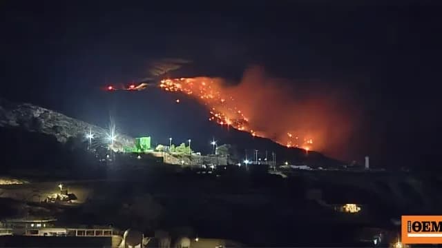 Πυρκαγιά στην Κάλυμνο: Βελτιωμένη η εικόνα στη χωματερή