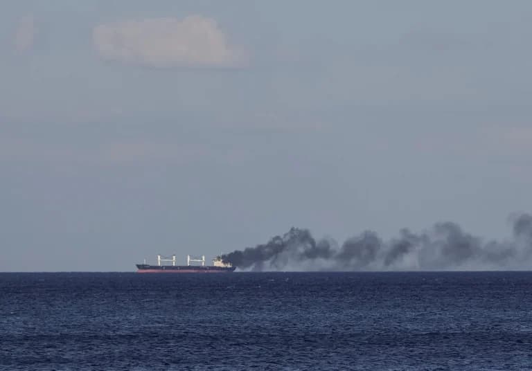 Η Ρωσία έπληξε με πυραύλους το λιμάνι της Οδησσού και πλοίο