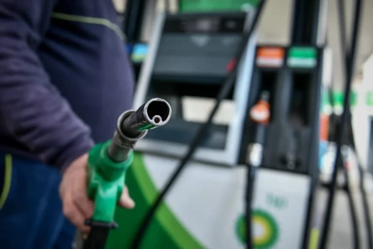 Εκτόξευση στις τιμές καυσίμων: Η αμόλυβδη στα 2 ευρώ