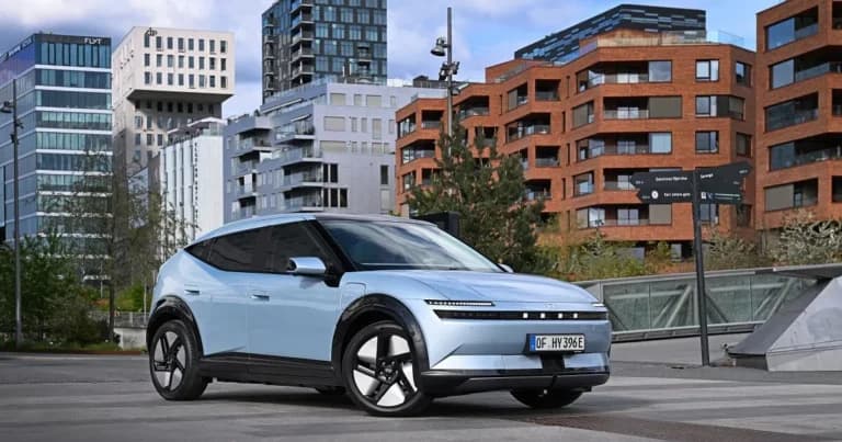Η Hyundai αποκαλύπτει το ηλεκτρικό IONIQ 3 στο Goodwood