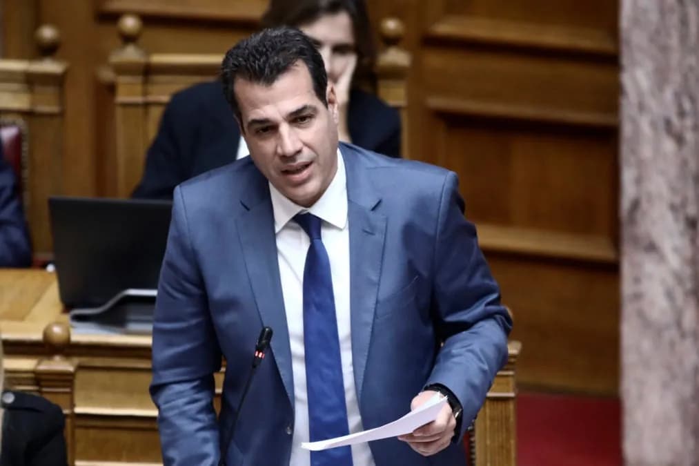 Ο Πλεύρης καταδικάζει τις απειλές κατά της Βολουδάκη