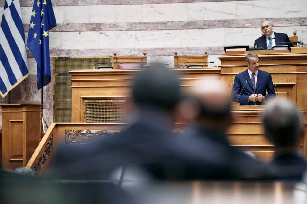 Ο Μητσοτάκης θέτει σε συναγερμό τη ΝΔ για εκλογές 2027