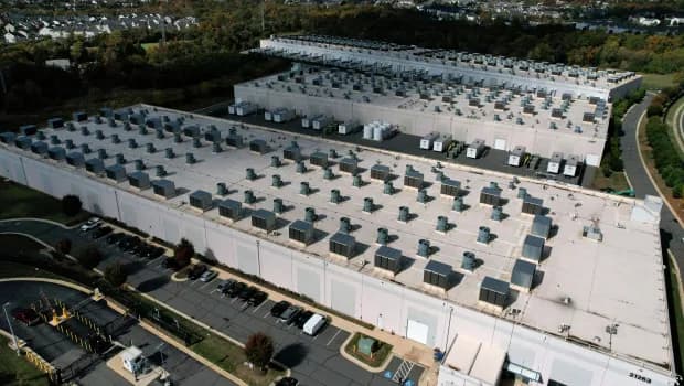 Η Νέα Υόρκη επιβάλλει μορατόριουμ σε νέα data center