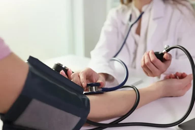 Η Τεχνητή Νοημοσύνη «χαρτογραφεί» τη νόσο της υπέρτασης