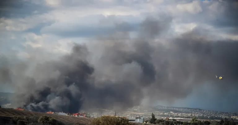 Δύο συλλήψεις για πυρκαγιά στην Καβάλα και φωτιά στη Θέρμη