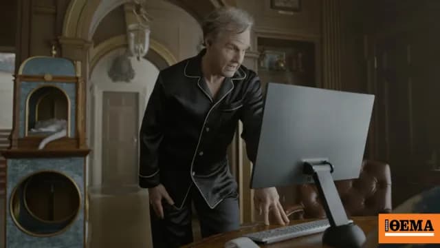 Ο Τομ Κρουζ αγνώριστος με γκρίζα μαλλιά στο «Digger»