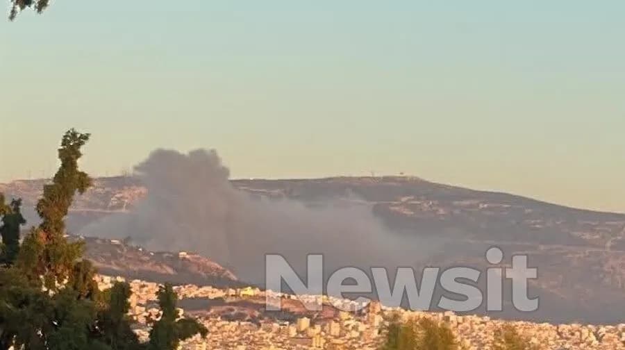 Φωτιά στο θέατρο Μπάτμιντον στο Πάρκο Γουδή