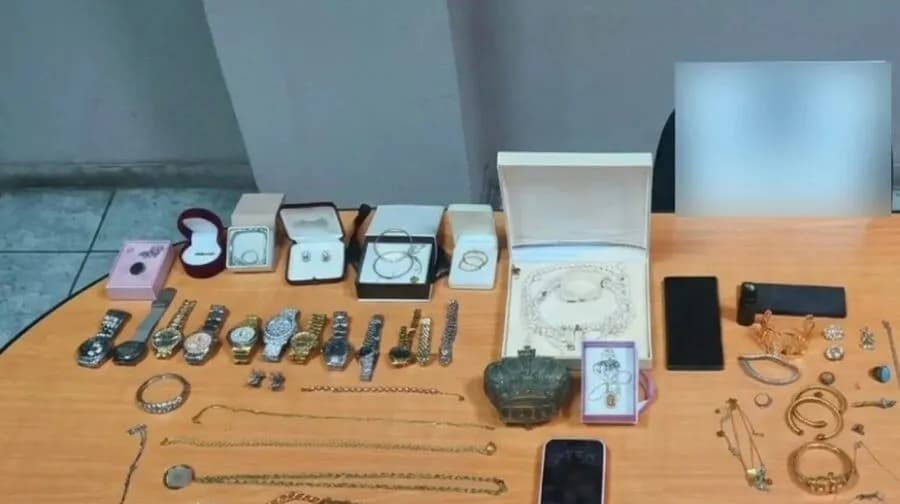 Η ΕΛ.ΑΣ. εξάρθρωσε συμμορία διαρρήξεων σε κοσμηματοπωλεία