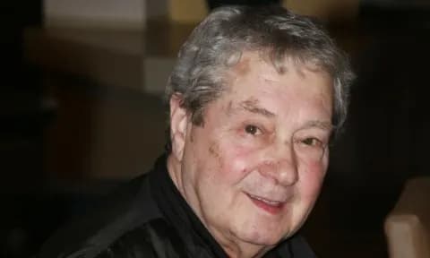 Ο γιος του Μόσιου ξέσπασε: «Νιώθουμε βιασμένοι»