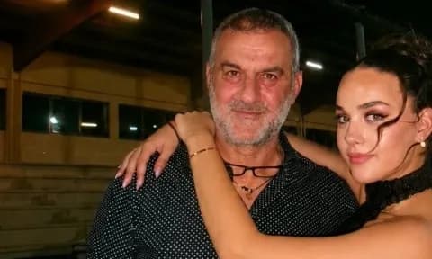Η Βικτώρια Δέλλα αποφοίτησε: Συγκινητικά λόγια για τη Γωγώ