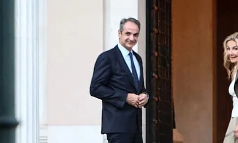 Δείπνο Μητσοτάκη προς τιμήν της Γκιλφόιλ στο Μαξίμου
