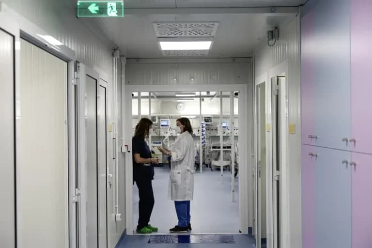 Σοβαρό επεισόδιο στο Κέντρο Υγείας Σπάτων με τρεις Ρομά