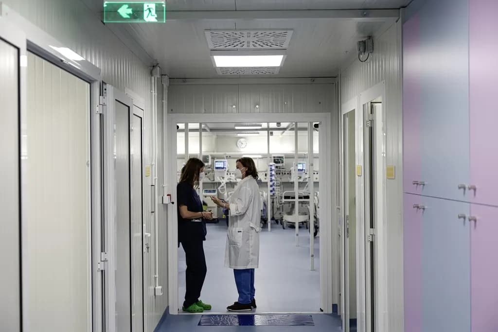 Σοβαρό επεισόδιο στο Κέντρο Υγείας Σπάτων με τρεις Ρομά