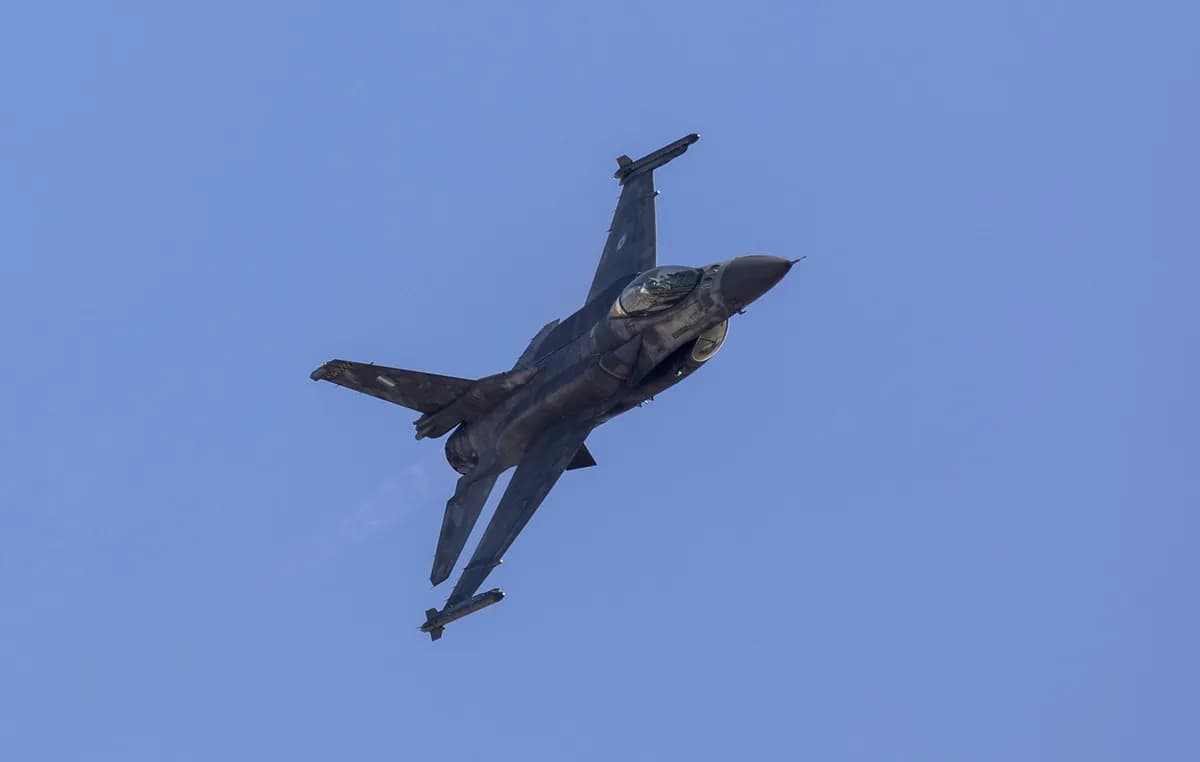 Η Ελλάδα σφραγίζει αμυντική συνεργασία με την Ιταλία