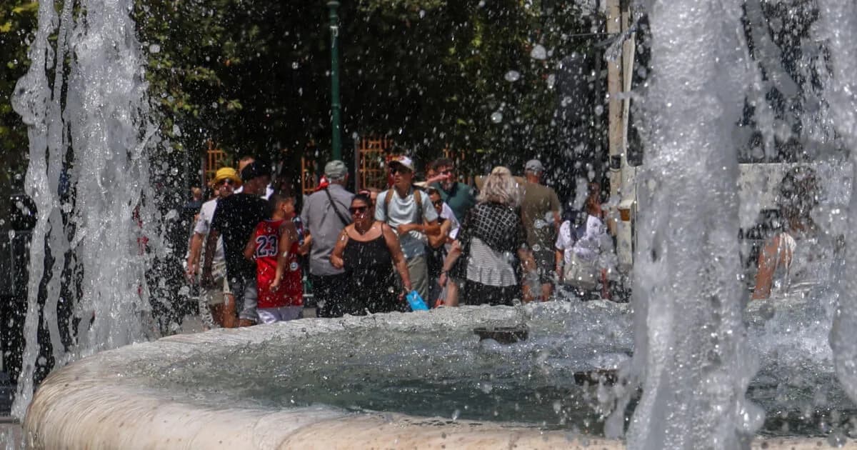 Ο καύσωνας κορυφώνεται με 41°C και αφρικανική σκόνη