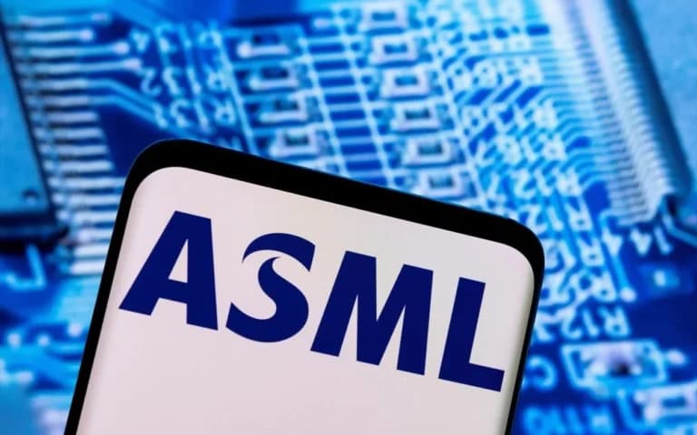Η ASML αναθεωρεί τις προβλέψεις λόγω τεχνητής νοημοσύνης