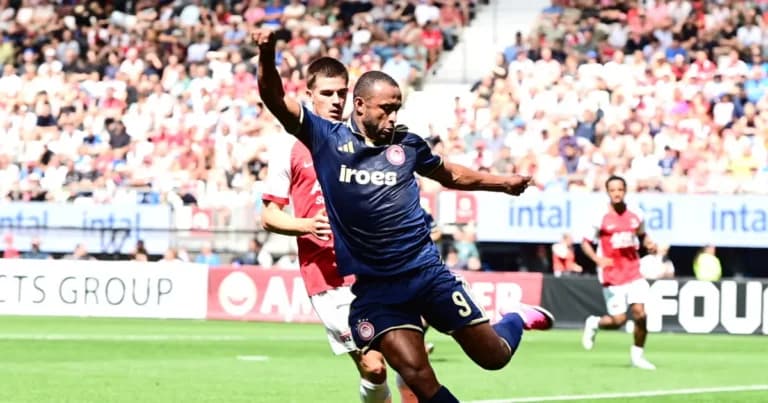 Ο Ολυμπιακός γνώρισε ανατροπή 3-2 από την Άλκμααρ στην Ολλανδία