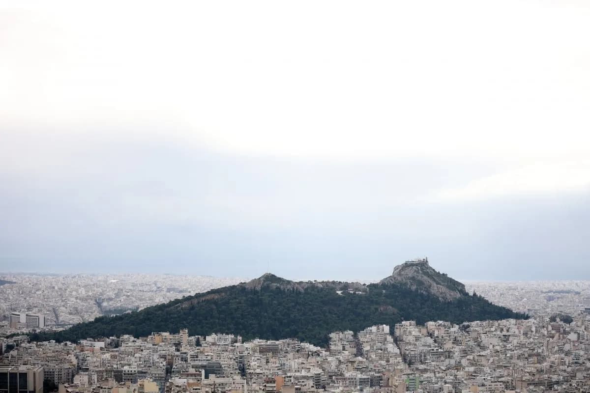 Κλείνουν οι λόφοι Λυκαβηττού λόγω κινδύνου πυρκαγιάς