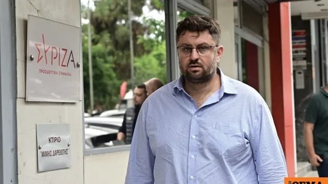 Ο Ζαχαριάδης αποχωρεί από τον ΣΥΡΙΖΑ με αιχμές κατά του κόμματος