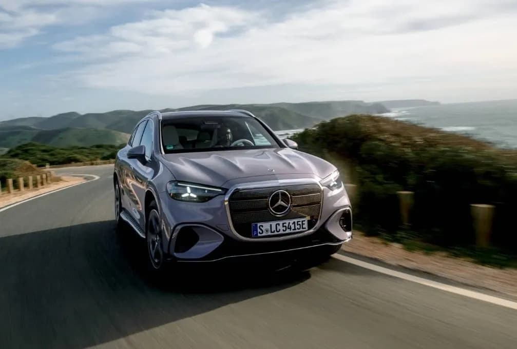 Η Mercedes-Benz αποκαλύπτει την ολοκαίνουργια ηλεκτρική GLC