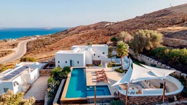 Η Αντίπαρος ξεπερνά τη Μύκονο στις τιμές ακινήτων