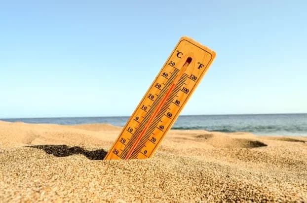 Η Ελλάδα σε κλοιό καύσωνα με θερμοκρασίες έως 40 βαθμούς
