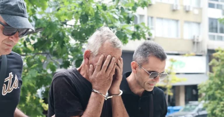 Ο 59χρονος εμπρηστής της Σίνδου οδηγείται στη φυλακή