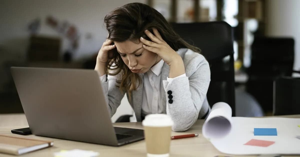 Το Ψηφιακό Παράδοξο: Γιατί Ο Χρόνος Δεν Φτάνει Ποτέ