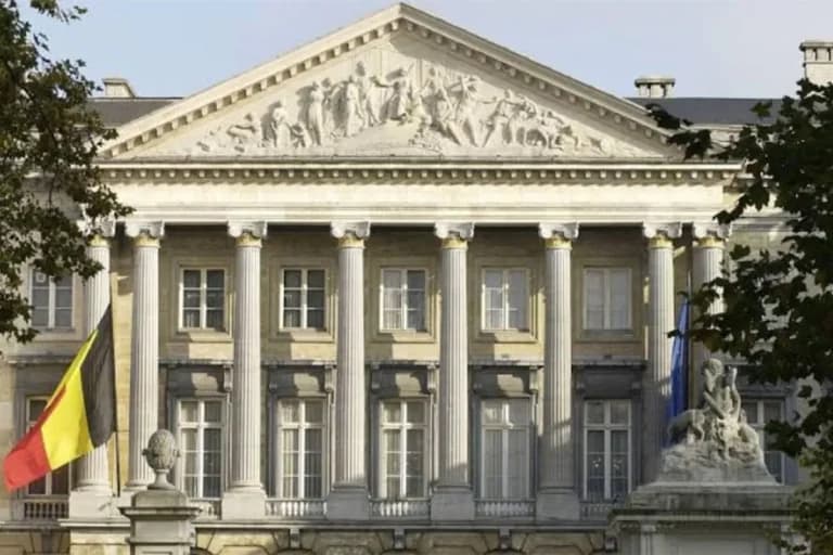 Ο Λίβανος καταργεί τη θανατική ποινή, χαιρετίζει το Βέλγιο