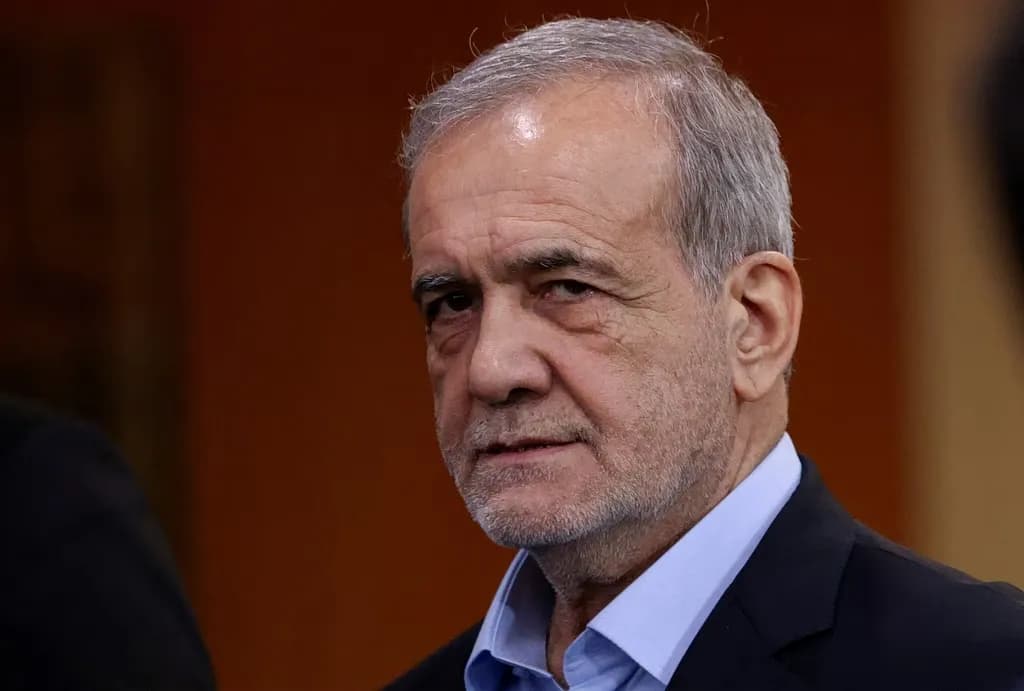 Ο Πεζεσκιάν: «Ο πόλεμος Ιράν-ΗΠΑ δεν μας συμφέρει»