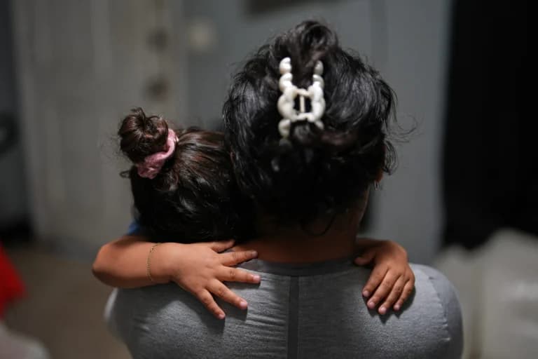 Οι ΗΠΑ ετοιμάζουν ανάκληση βίζας σε 200.000 μετανάστες