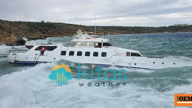 Η κακοκαιρία «χτύπησε» την Κύπρο Τραυματίας από κεραυνό