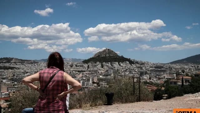 Ανοίγει ξανά ο Λόφος Λυκαβηττού, κλειστός ο Φινόπουλου