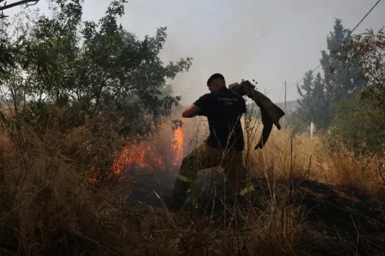 Ο 59χρονος εμπρηστής της Σίνδου συνελήφθη από την Πυροσβεστική