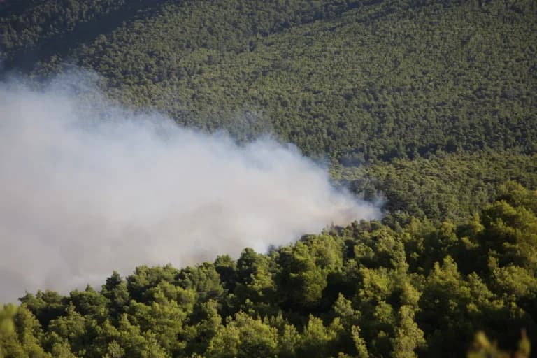 Ο Μητσοτάκης ενημερώθηκε για τις πυρκαγιές σε εξέλιξη