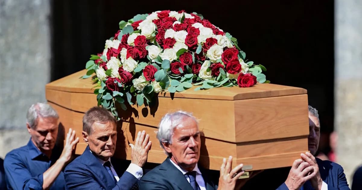 Η κηδεία του Φράνκο Μπαρέζι συγκίνησε όλο το Μιλάνο