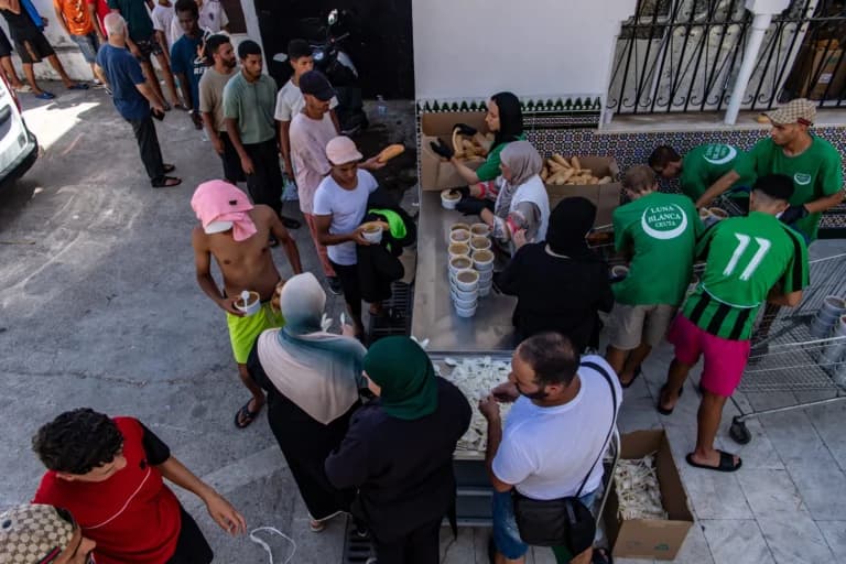 Η Ισπανία εντείνει τους ελέγχους στη Θέουτα σε Ιταλούς