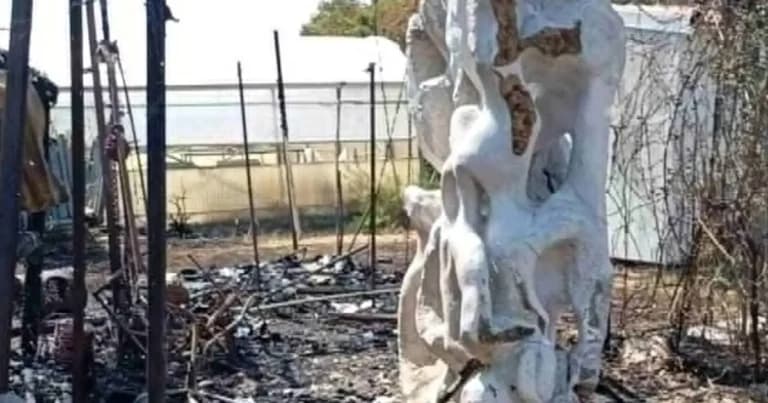 Η φωτιά κατέστρεψε ολοσχερώς τα εργαστήρια ΑμεΑ στον Βόλο