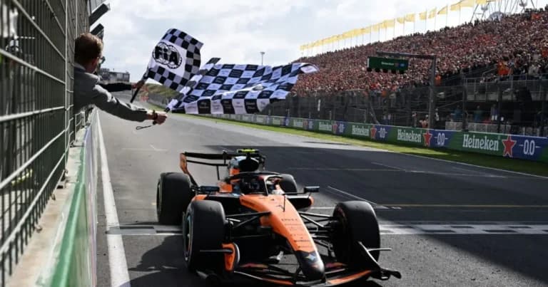 Ο Νόρις ανανεώνει συμβόλαιο με τη McLaren έως το 2030