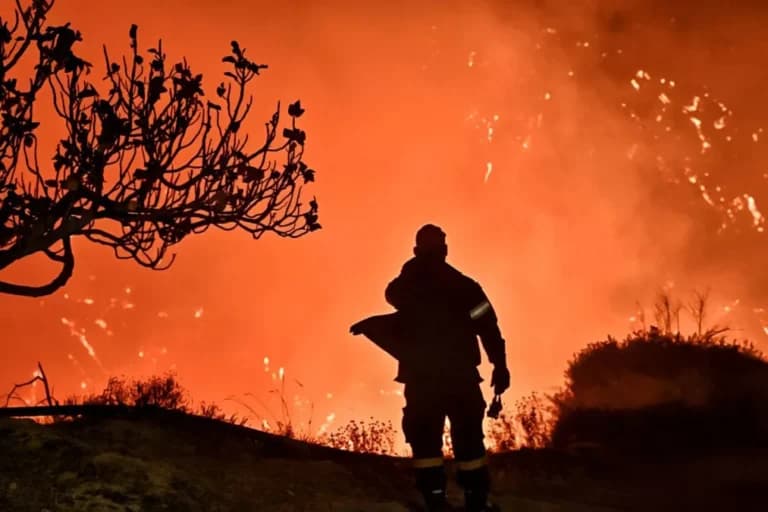 Κίνδυνος πυρκαγιάς σήμερα σε Αττική και Πελοπόννησο