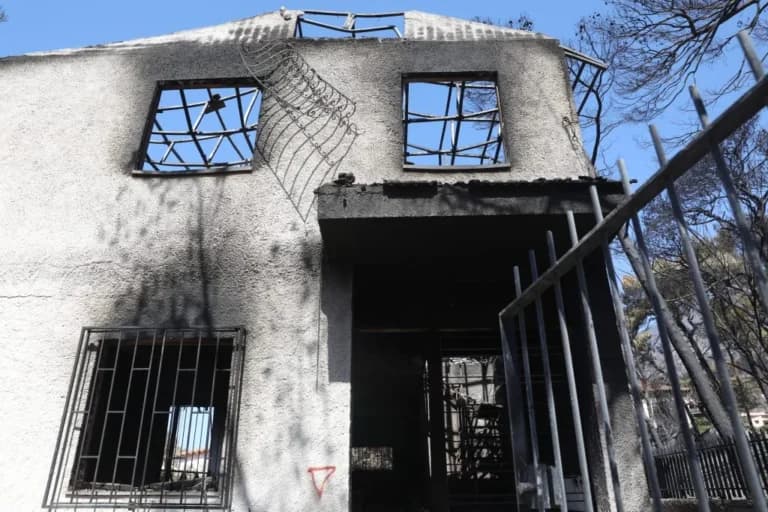 Οι πυρόπληκτοι στο Πόρτο Γερμενό ζητούν αποζημιώσεις