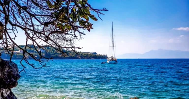 Πυρκαγιά στην Κρήτη: Επιχείρηση κατάσβεσης μέσα σε καύσωνα