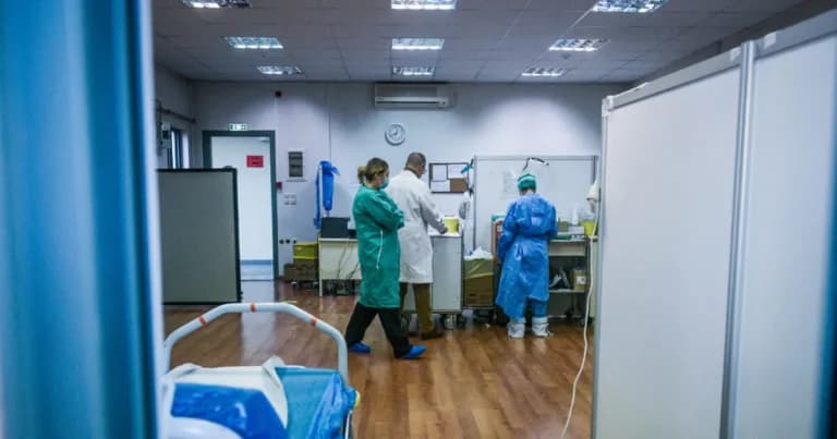 Ο ιός Δυτικού Νείλου εξαπλώνεται στην Ανατολική Αττική