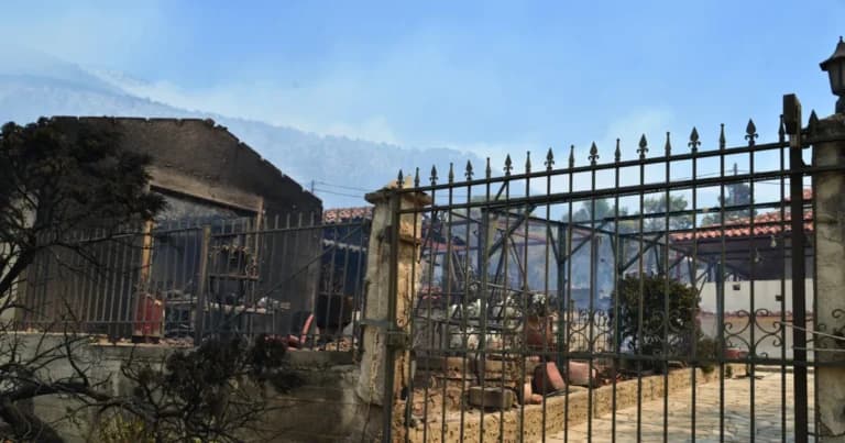 Αποζημιώσεις πυρόπληκτων: Ξεκινούν οι αιτήσεις από Δευτέρα