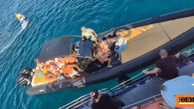 Η φωτιά στη Λήμνο: Διασώθηκαν 59 άτομα από παραλία Θάνος