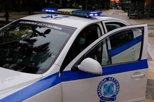 Συνελήφθησαν δύο άνδρες για απάτη σε βάρος 99χρονης