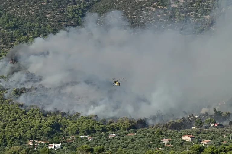 Ο Δήμος Αθηναίων κλείνει τον λόφο Φινοπούλου