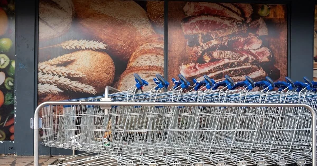 Ο πληθωρισμός στην Ελλάδα υποχώρησε στο 2,7% τον Ιούλιο